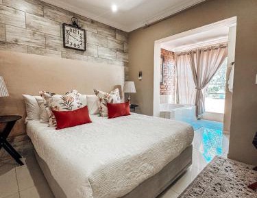 Superior Queen Room