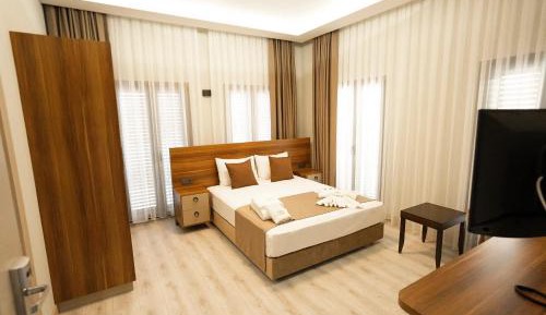 Large Double Room