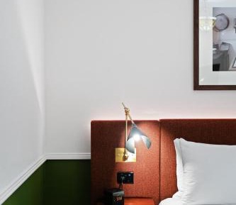 Queen Room with Garden View