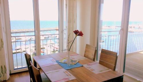 One-Bedroom Apartment with Balcony - Fewo 6