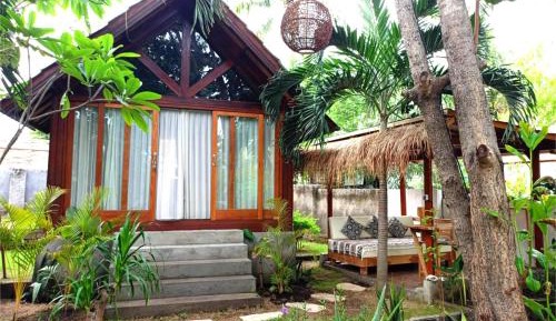 Deluxe Bungalow with Garden View