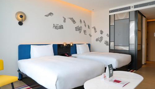 Aloft Double Room