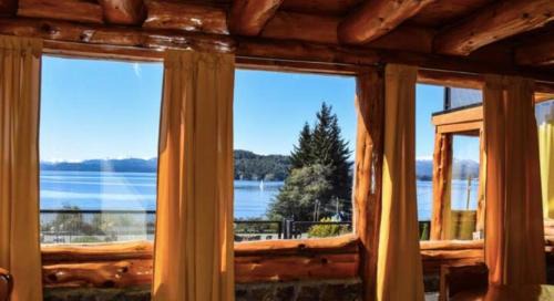 Two-Bedroom Deluxe Apartment