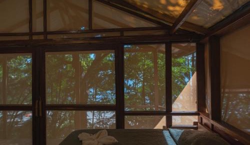 Bungalow - Water Front 