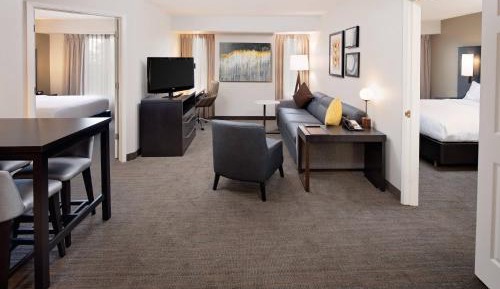 Two-Bedroom Queen Suite with Sofa Bed