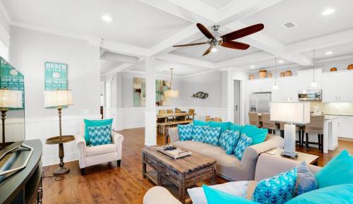 Four-Bedroom Holiday Home