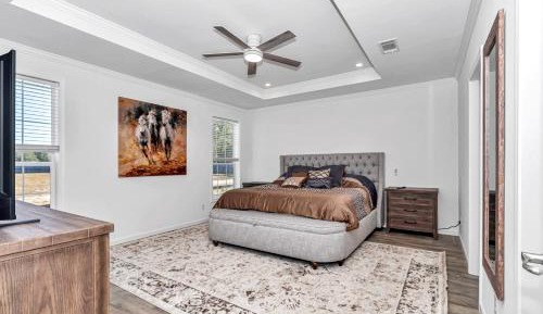 Three-Bedroom Deluxe Apartment