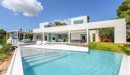Four-Bedroom Villa
