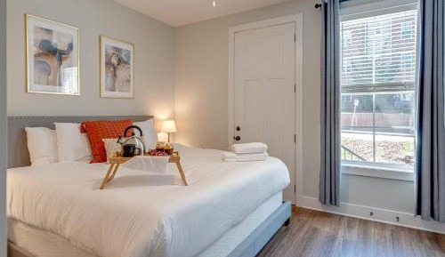 One-Bedroom Holiday Home