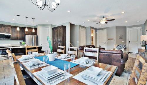 Four-Bedroom Holiday Home