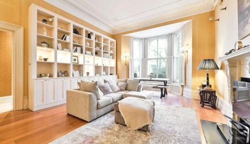 Two-Bedroom Deluxe Apartment