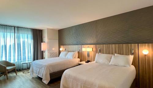Standard Queen Room
