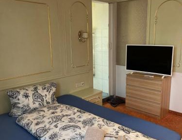 Deluxe Single Room