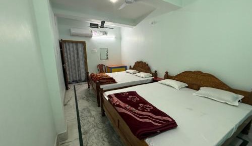 Triple Room with Private Bathroom