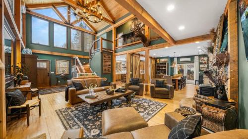 Seven-Bedroom House