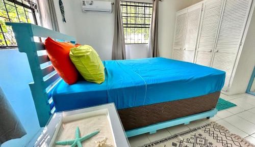 Two-Bedroom Apartment with Balcony and Sea View