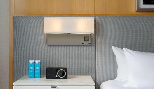 Prestige King Suite