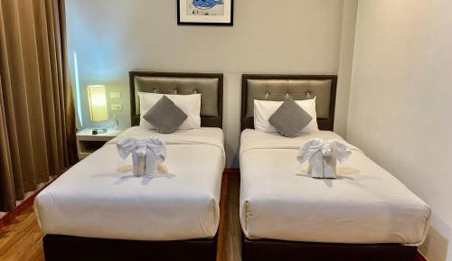 Deluxe Twin Room