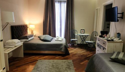 Twin Room with Private Bathroom