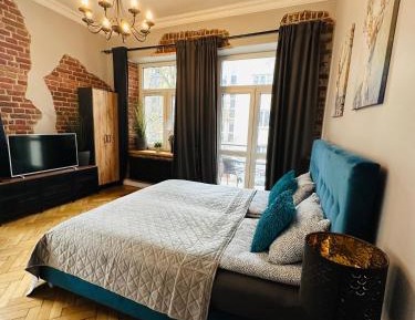 Twin Room with Balcony