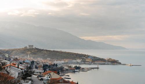 Family Room with Sea View