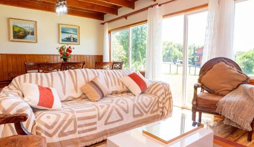 Three-Bedroom Holiday Home 