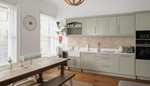 Five-Bedroom Apartment