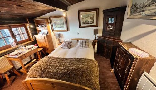 Double Room with Mountain View