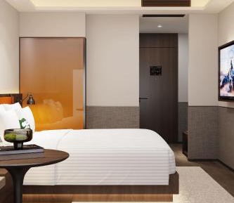Deluxe Queen Room