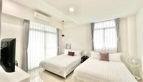 Quadruple Room with Mountain View