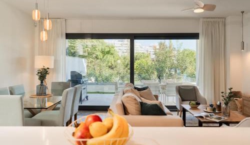 Three-Bedroom Deluxe Apartment