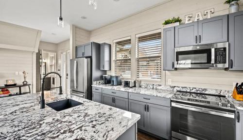 Four-Bedroom Apartment