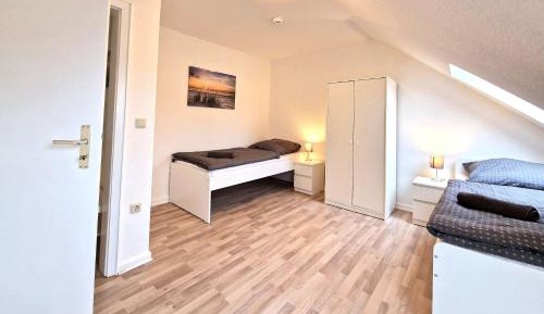 Three-Bedroom Apartment with Balcony