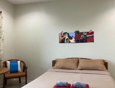 Standard Queen Room