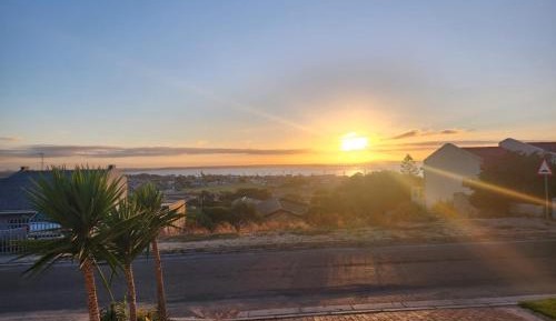 Family Room with Side Sea View