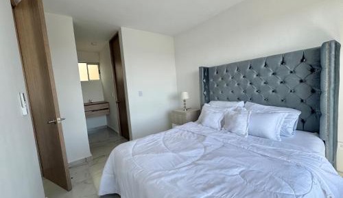 Three-Bedroom Apartment - High Floor