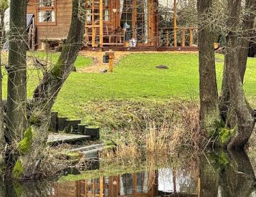 Bluebell Log Cabin