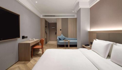 Deluxe King Room - Chinese Citizens Only 
