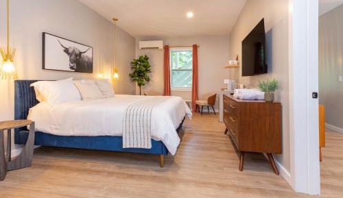 Suite with River View