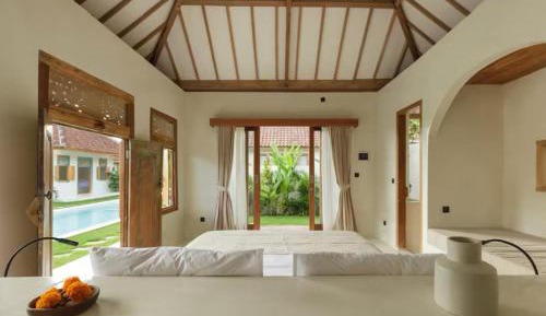 Double Room with Pool View