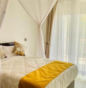 Single Room with Lake View