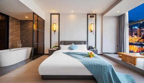 River View King Room