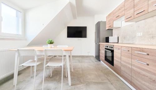 Three-Bedroom Apartment - High Floor