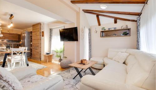 Three-Bedroom Vacation Home 