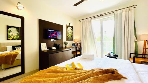 Standard King Room