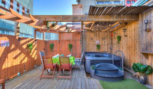Three-Bedroom Premium Apartment with Balcony