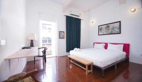 King Suite with Balcony