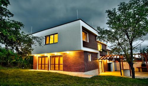 Deluxe Villa