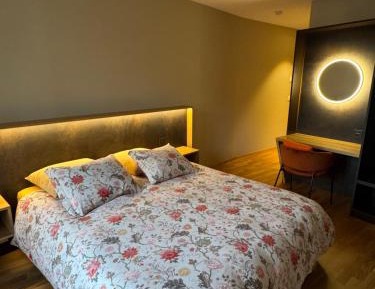 Double Room with Mountain View
