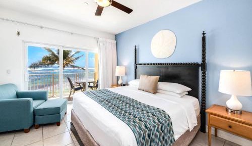 Beachfront Studio (2 Adults)